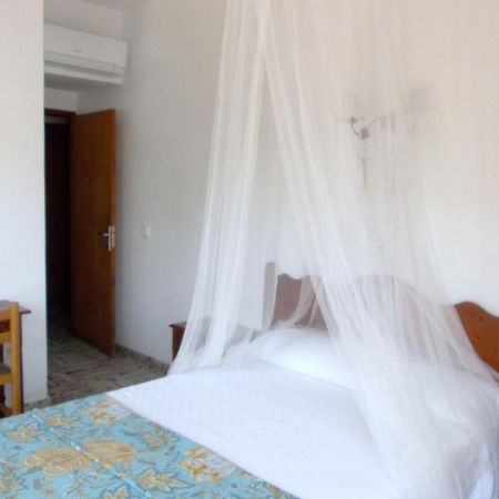 Hostal Rey Santa Eulària des Riu Εξωτερικό φωτογραφία